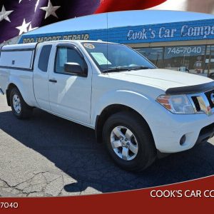 2013 Nissan Frontier SV V6 4x4 4dr King Cab 6.1 ft. SB Pickup 5A