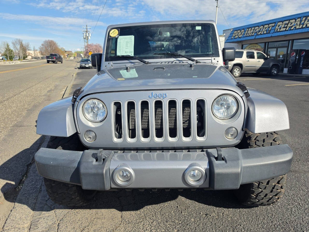 2017 Jeep Wrangler Unlimited Sahara - Photo 2