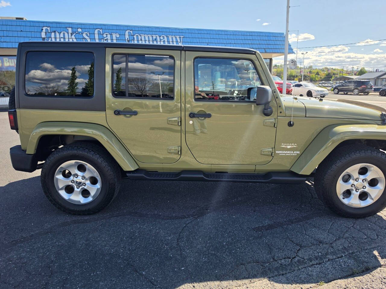 2013 Jeep Wrangler Unlimited Sahara - Photo 8