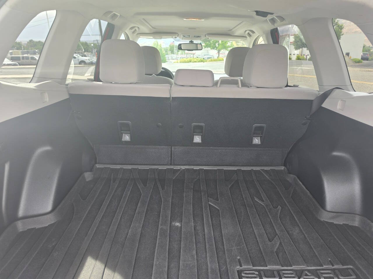 2014 Subaru Forester i Premium - Photo 12