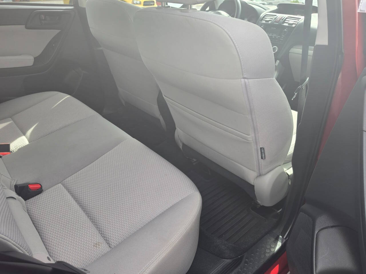 2014 Subaru Forester i Premium - Photo 13